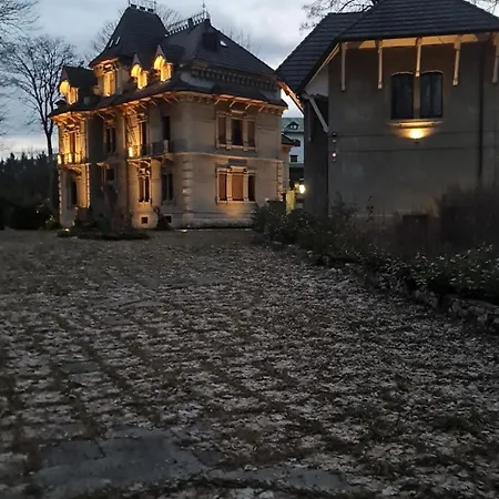 Mon Repos Oda ve Kahvaltı *